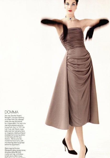 Natalia Vodianova in The Great Pretender, Vogue US, editia lunii mai 2009