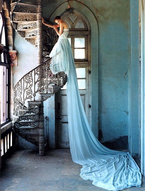 tim-walker-stairway-lily-cole.jpg tim-walker-stairway-lily-cole.jpg