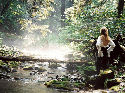 Morning Beauty, realizat de Nathaniel Goldberg pentru Vogue UK, editia noiembrie 2005; model: Sasha Pivovarova