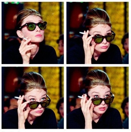 Ochelari de soare... ca-n filme: concurs OPTIblu si Style Diary